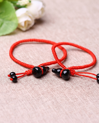Red String Bracelet with Obsidian Hulu